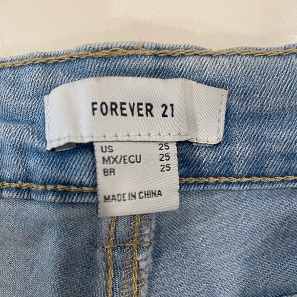 Forever 21 Jean shorts, good condition - Picture 1 of 3
